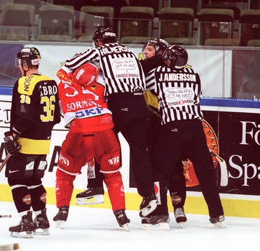 Ishockey, Elitserien, Frölunda - AIK, Bråk, Slagsmål,