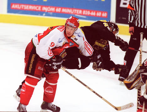Nicklas Rahm, Frölunda och Thomas Johansson, AIK. Fall,