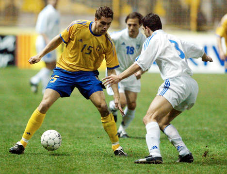 Johan Elmander, Sverige och Panagiotis Fyssas, Grekland