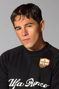 Cristian Cisternas , Café Opera