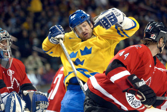 Mikael Renberg, Sverige
