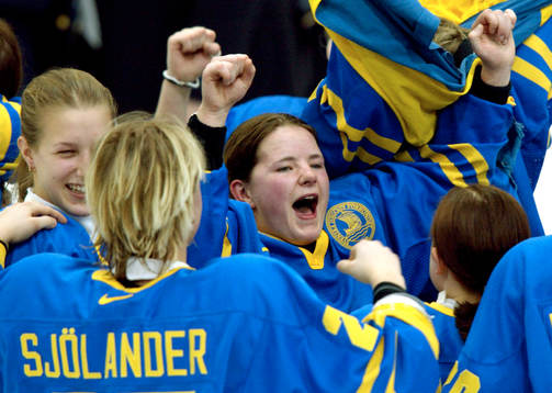 Hjältarna! Evelina Samuelsson till höger