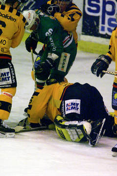 Johan Backlund, målvakt Skellefteå, Pelle Svensson,