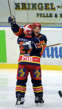 Gabriel Karlsson och Juha Lind, Södertälje jubel