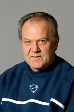 Kenth Axelsson, Öster