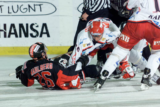Mikael Wahlberg, Malmö och Joel Lundqvist, Frölunda