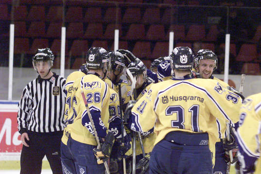 HV 71 kvitterade till 3-3. Jubel i HV
