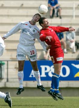 Andreas Ottosson i nickduell med Lasse Strand