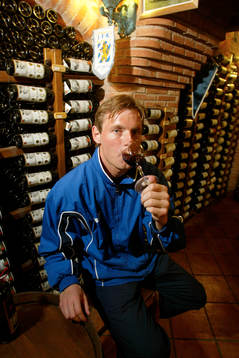 Vinkännaren Brian Steen-Nielsen, Malmö testar vin