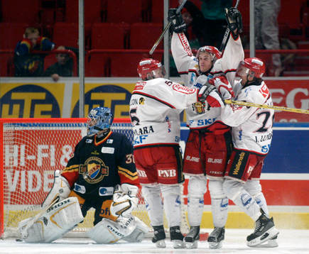 Magnus Karnberg, Frölunda jubel och Sergei Naumov,