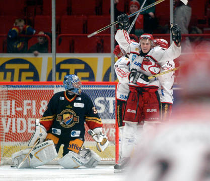 Magnus Karnberg, Frölunda jubel och Sergei Naumov,