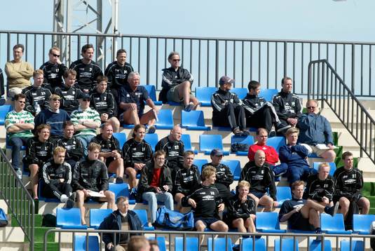 Hela Gefle-laget satt på läktaren när Västerås spelade