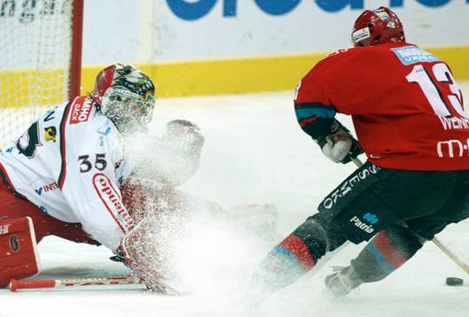 Mathias Weinhandl, Modo gör 0-1
