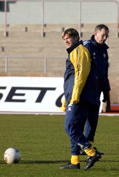 Jesper Blomqvist tillbaka i landslaget här med Lars
