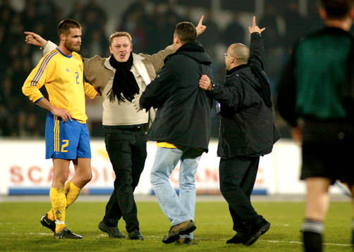 Sverige - Schweiz: Olof Mellberg, Sverige, supportrar