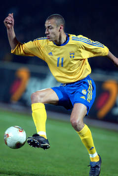 Henrik (Henke) Larsson,  Sverige