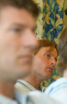 Brian Steen Nielsen, bakom Michael Laudrups välkända