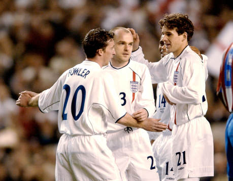 Englands Danny Murphy jublar