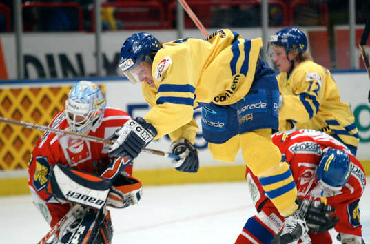 Nils Ekman gör 4-2 målet