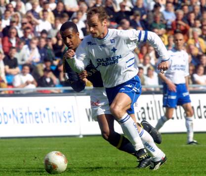 Mikael Blomberg, Norrköping jagas av Benjamin Kibebe, AIK
