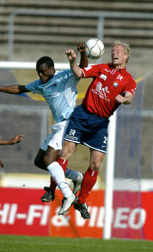 Peter Ijeh, Malmö FF och Johan Anegrund, Örgryte. Nick,