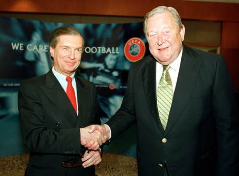 Kontraktskrivning UEFA Intertoto Cup, Friedrich Stickler,