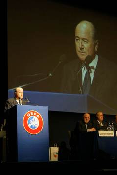 Fotboll, UEFA, Sepp Blatter