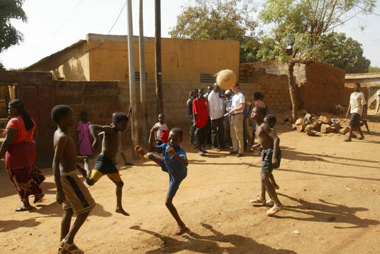 Afrikanska mästerskapen i fotboll i Mali. På Malis gator