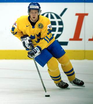 Daniel Tjärnqvist, Sverige