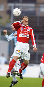 Niklas Skoog, Malmö mot Jon Björklund., Kalmar