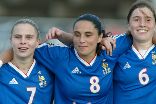 Elodie Ramos, Ophelie Meilleroux och Camille Abily,