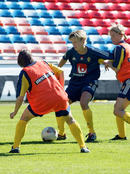 Ulrika Björn utmanar Hanna Marklund och Hanna Ljungberg