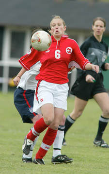 Lara Dickenmann, Schweiz