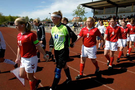 Inmarsch, Danmarks lag, hand i hand