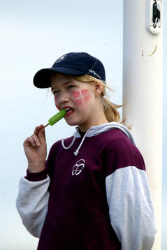 Supporter, glassätande