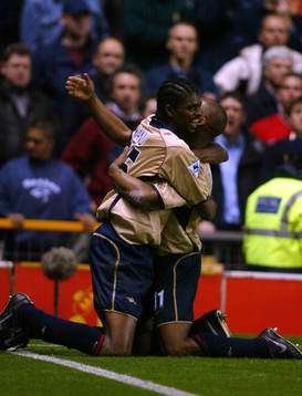 Fotboll, Engelsk , Premier League, Kanu och Sylvain