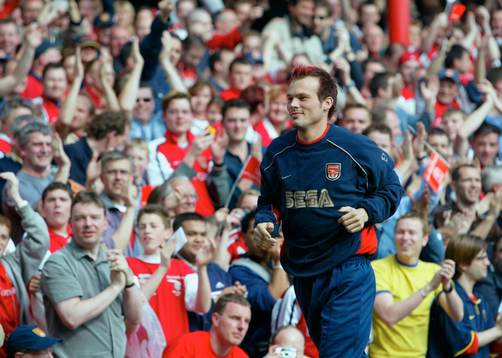 Fredrik Ljungberg, Arsenal, fick stående ovationer när