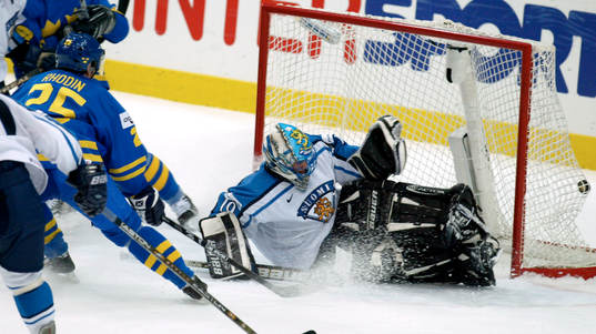 Fredrik Norrena, Finland, målvakt,  mål