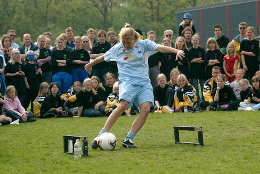 Fotboll, flickfotbollens dag i Helsingborg