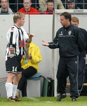 Tack för en bra match, Jan Jönsson tackar Håkan