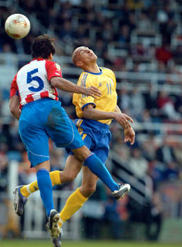 Henrik Larsson, Sverige och Celso Ayala, Paraguay