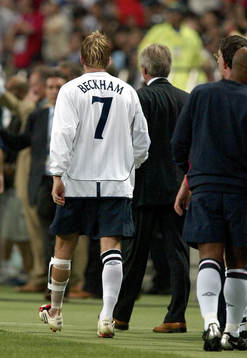 David Beckham, England lämnar planen