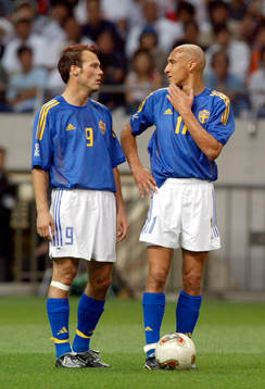Fredrik Ljungberg och Henrik Larsson, Sverige