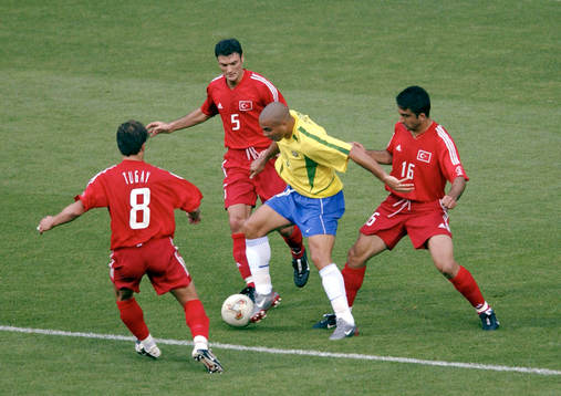 Tugay Kerimoglu , Alpay Ozalan och Umit Ozat, Turkiet och