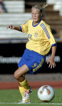 Josefine Öqvist, Sverige