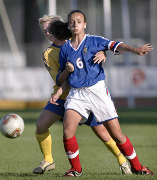 Emilie Dos Santos, Frankrike och Marlene Sjöberg, Sverige