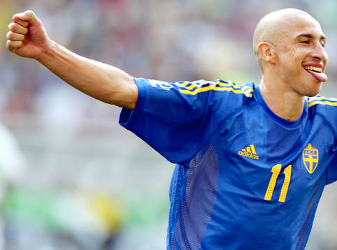 Henrik Larsson, Sverige. Jubel