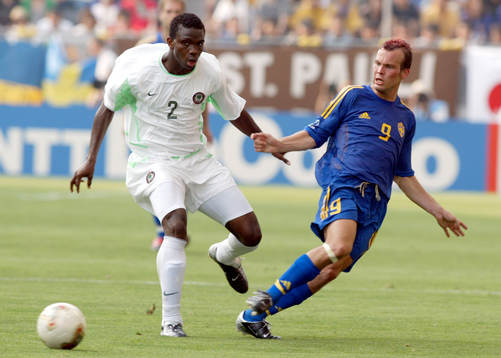 Joseph Yobo, Nigeria och Fredrik Ljungberg, Sverige