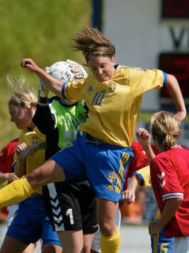 Hanna Ljungberg var framme och oroade Heidi Johansen i det