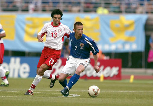 Hidetoshi Nakata, Japan och Riadh Bouazizi, Tunisien